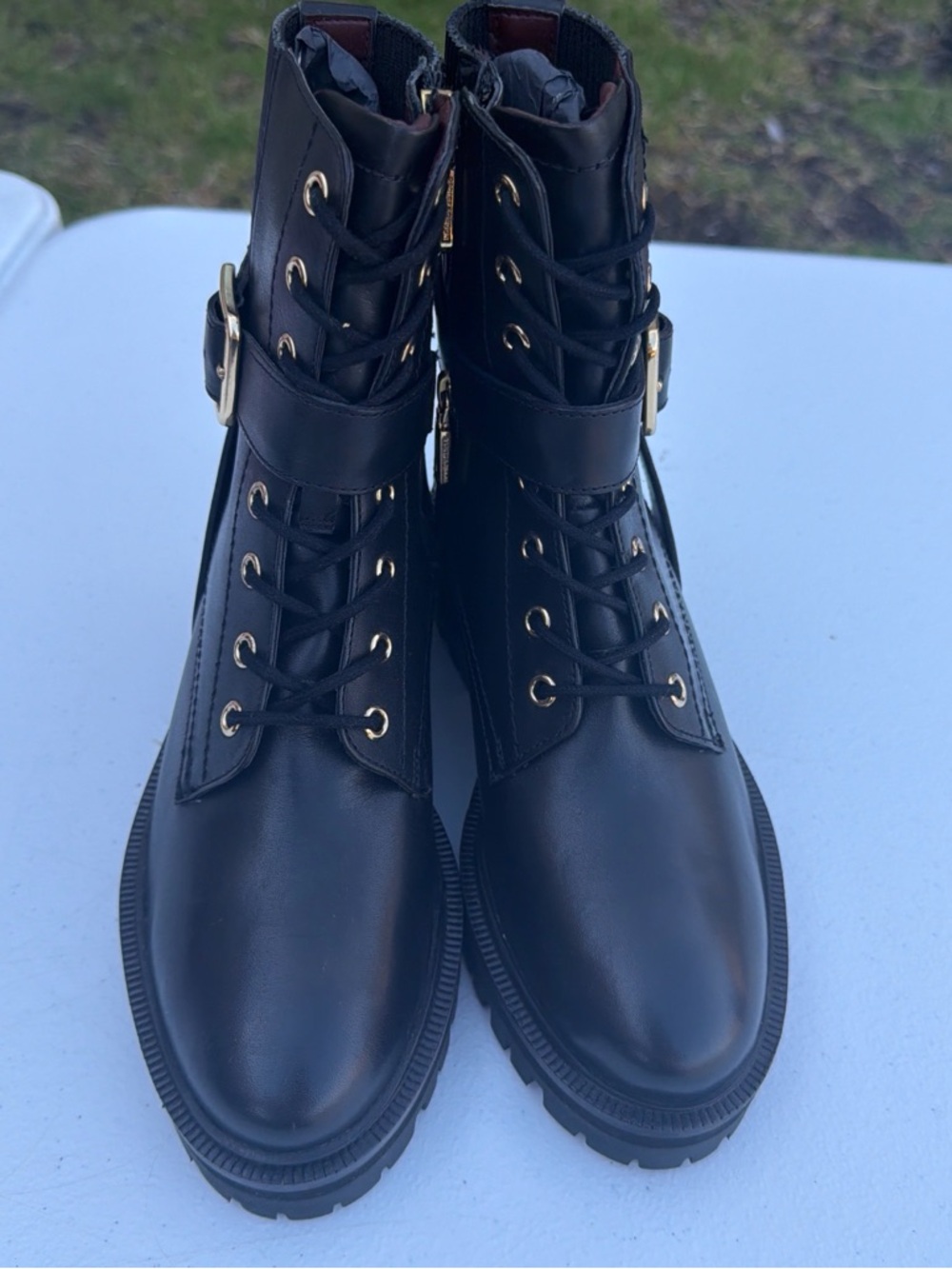 RADLEY LONDON Black Leather Lace-Up Ankle Boots with Gold Hardware